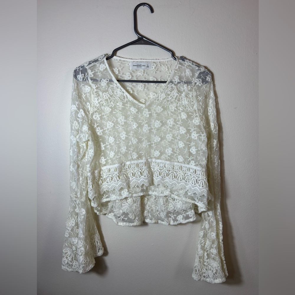 Y2K Abercrombie & Fitch Women's White Lace See Through Boho Floral Bell Sleeve S